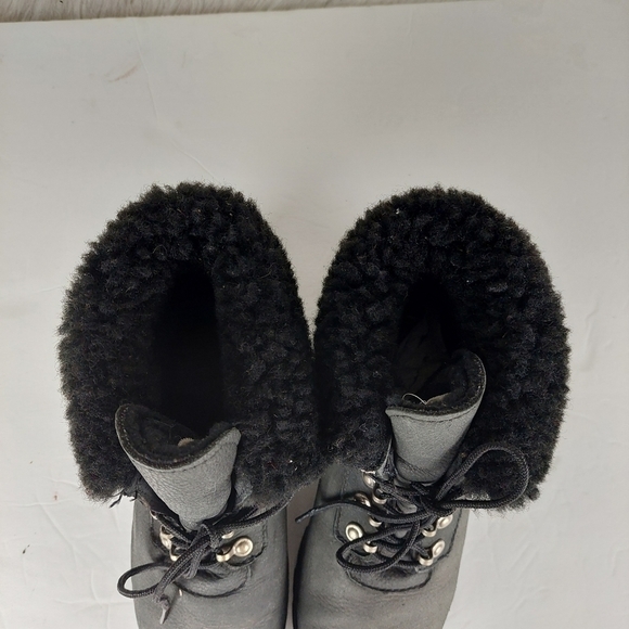 Vintage Sorel Leather Booties Shearling Lace-up Ankle Boots 6W Genuine Sheepskin - Picture 6 of 12